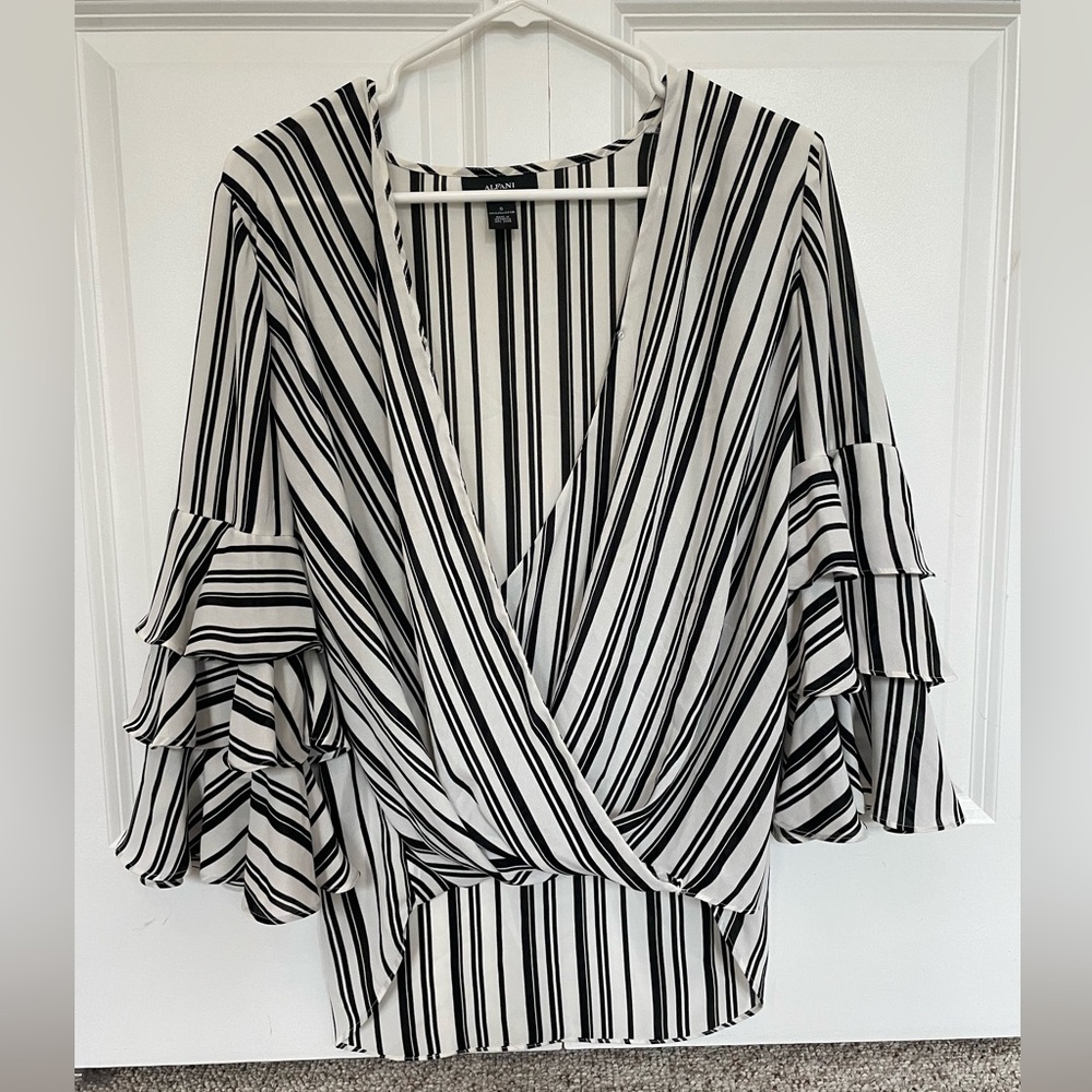 Alfani Women's Size Small V-Neck Blouse with Puffy Sleeves